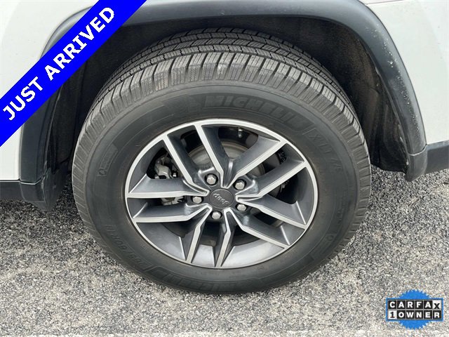 Used 2019 Jeep Grand Cherokee Limited image 9