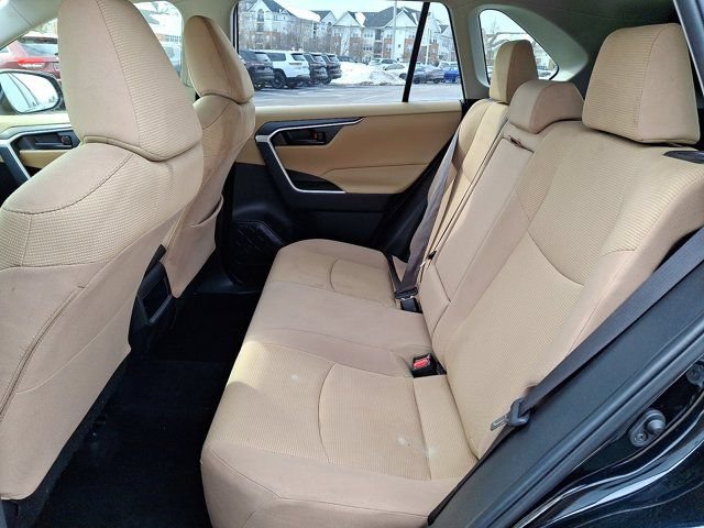 Used 2019 Toyota RAV4 LE w/ All Weather Liner Package AWD/4WD image 13