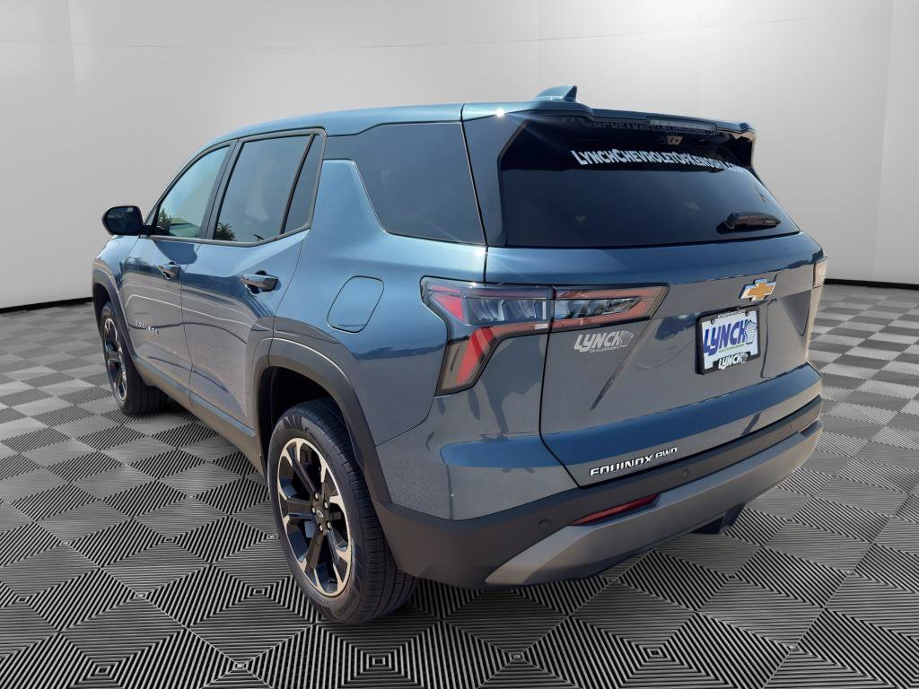 New 2026 Chevrolet Equinox LT w/ Convenience Package II AWD/4WD image 3