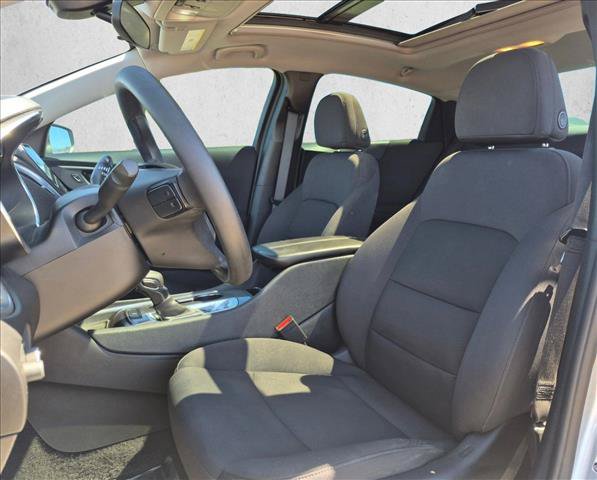 Used 2021 Chevrolet Malibu LT FWD image 22