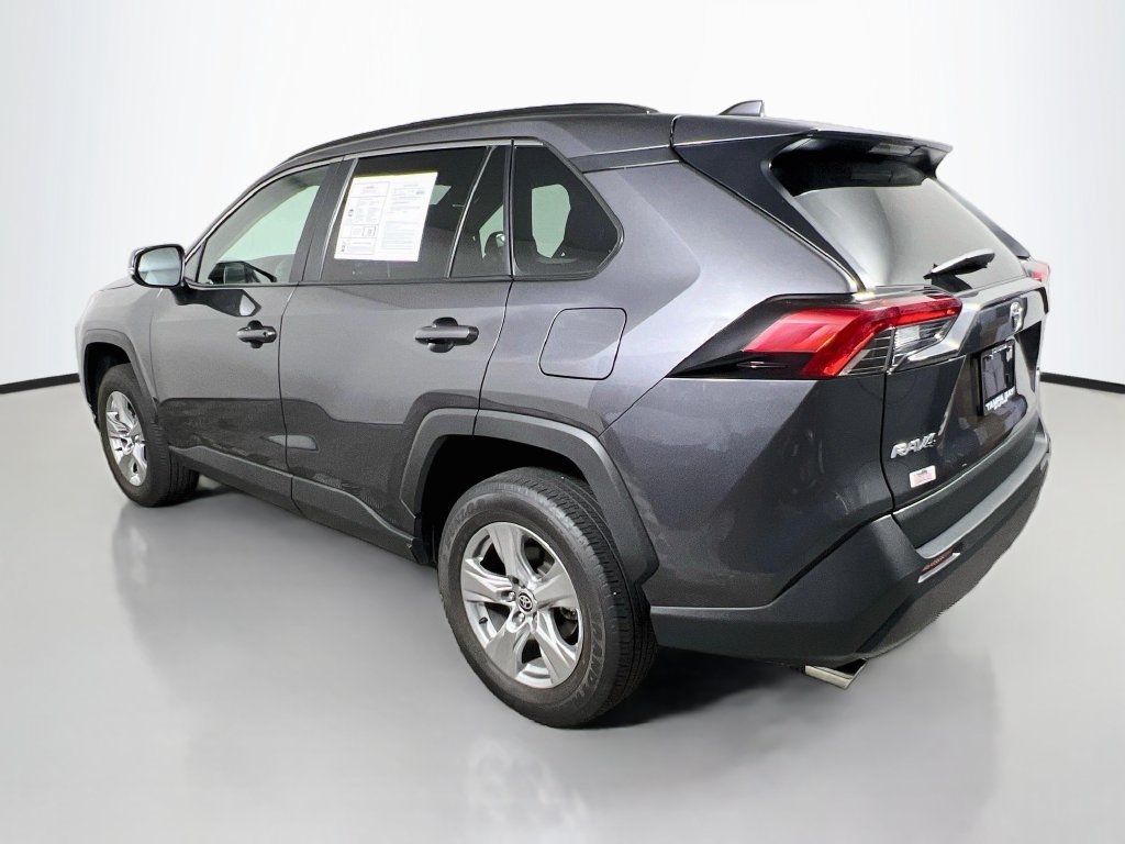 Used 2025 Toyota RAV4 XLE FWD image 5