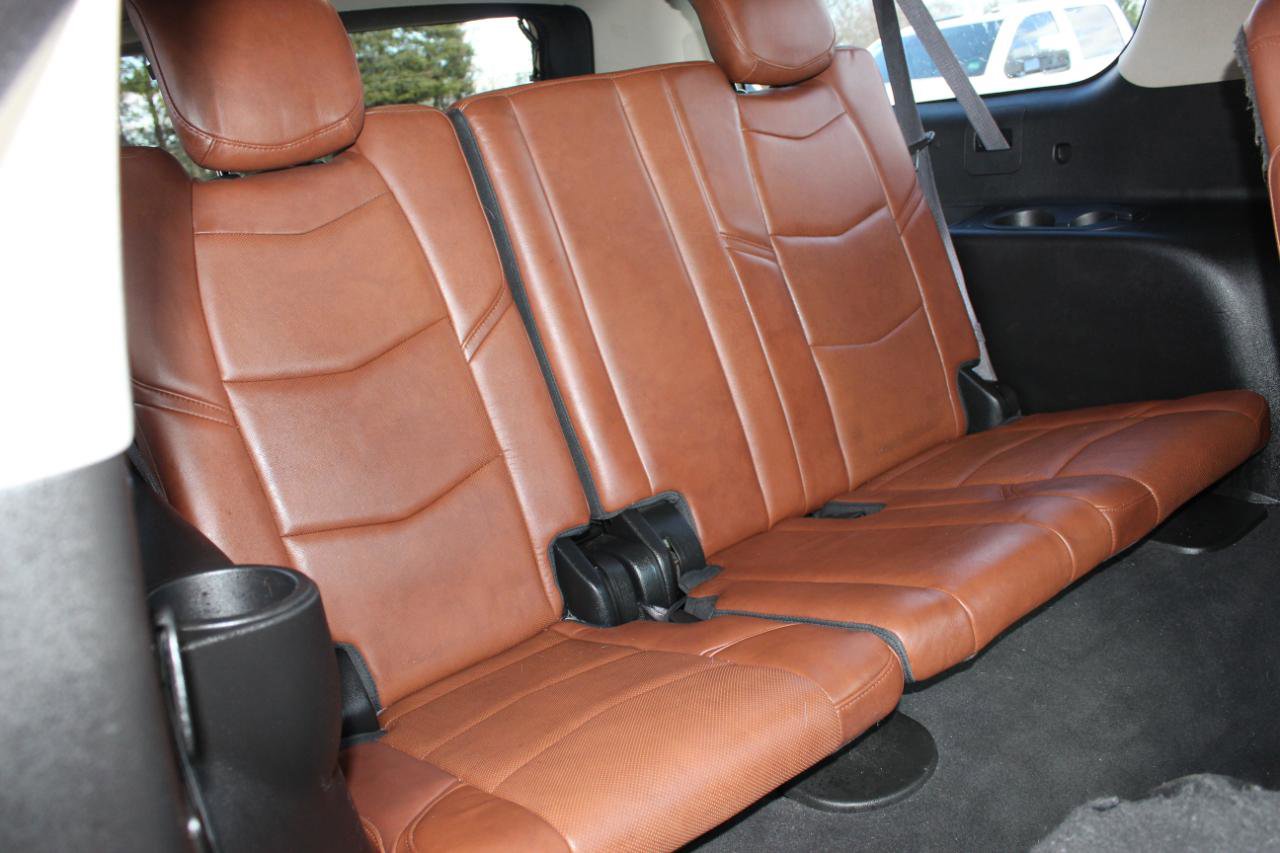 Used 2016 Cadillac Escalade ESV Premium AWD/4WD image 22