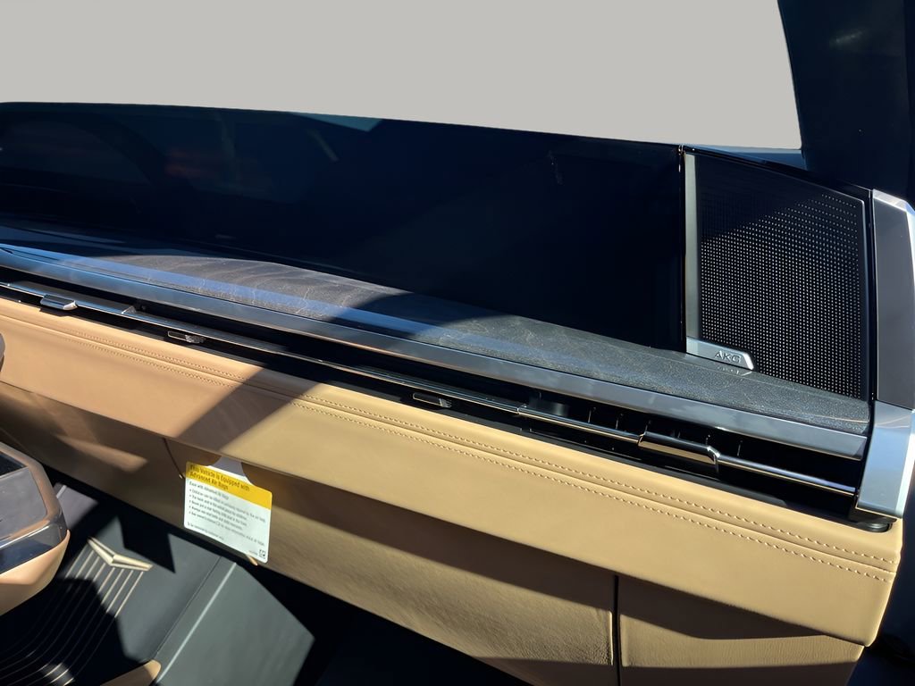 New 2025 Cadillac Escalade IQ Luxury 2 image 12