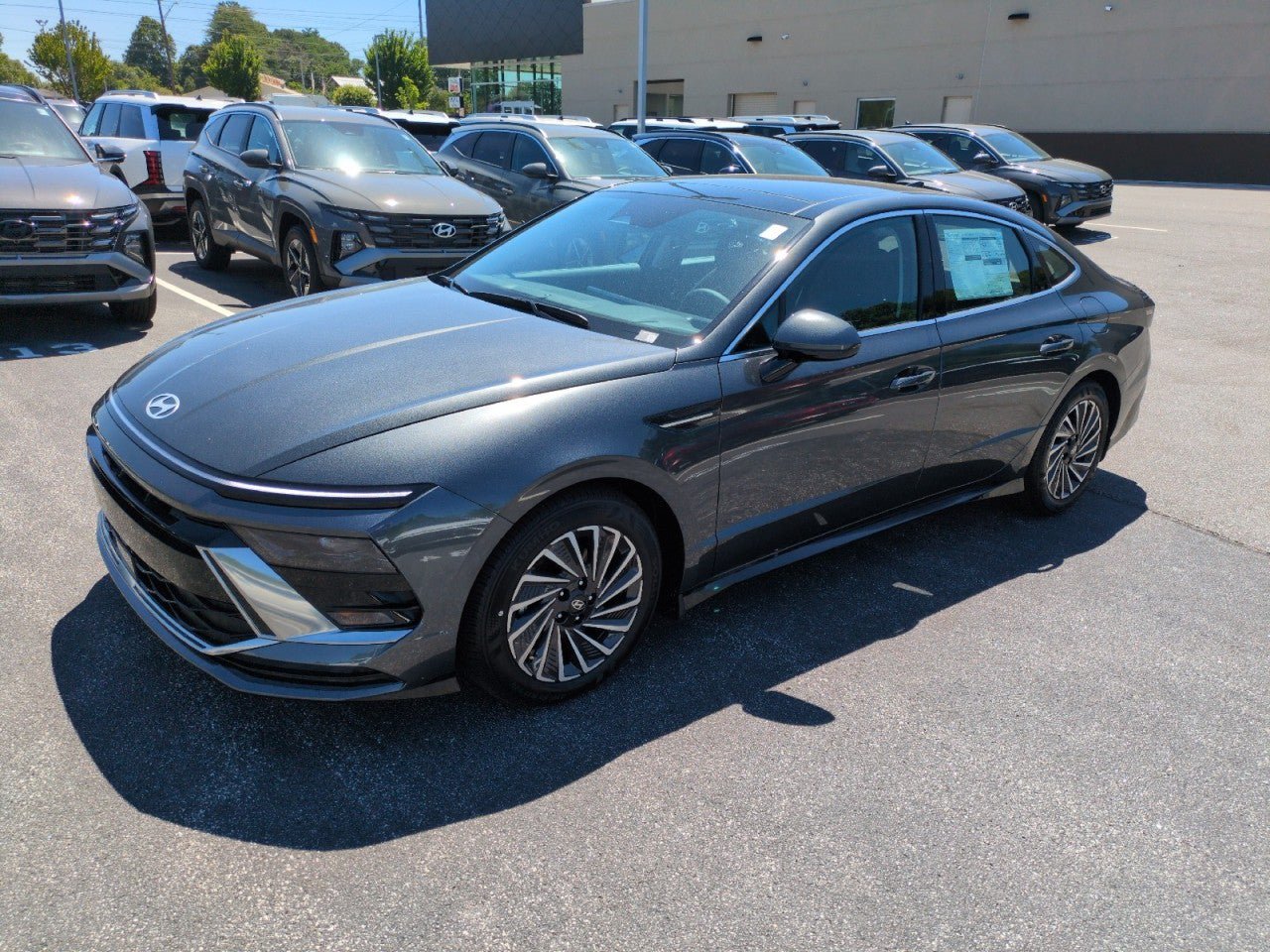 New 2026 Hyundai Sonata SEL FWD image 3
