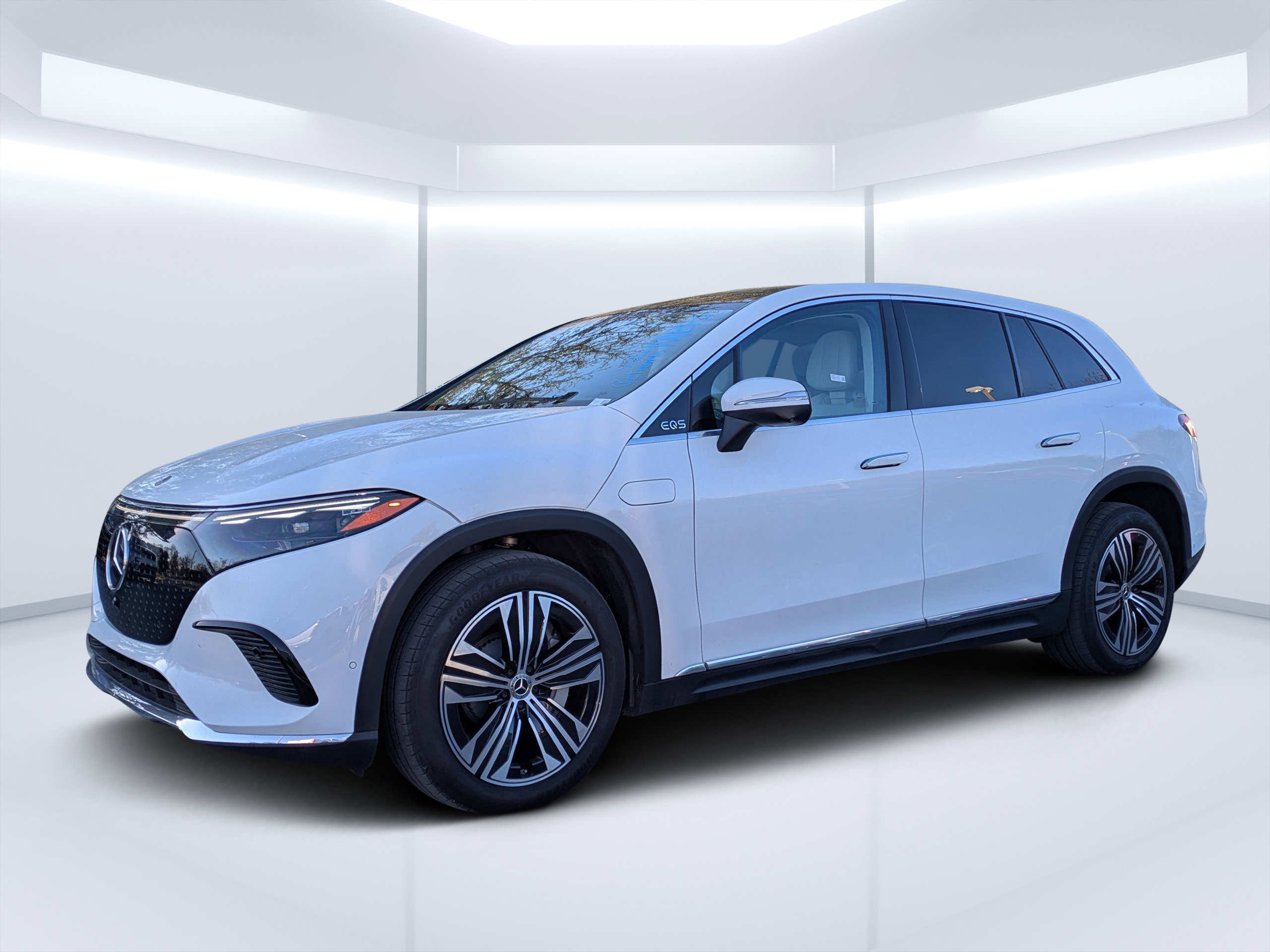 Certified 2023 Mercedes-Benz EQS 450+ SUV image 10