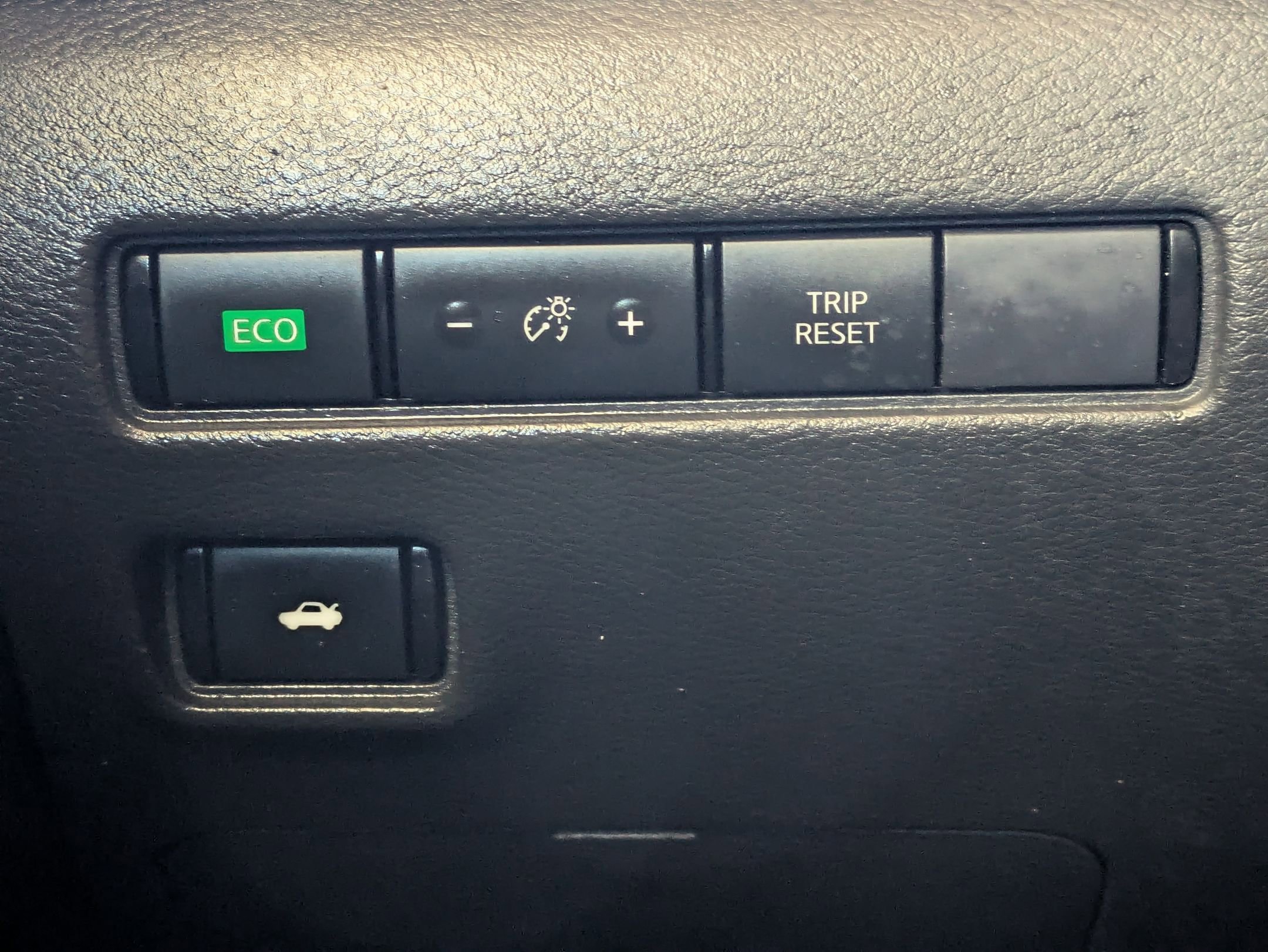 Used 2024 Nissan Sentra SV image 26