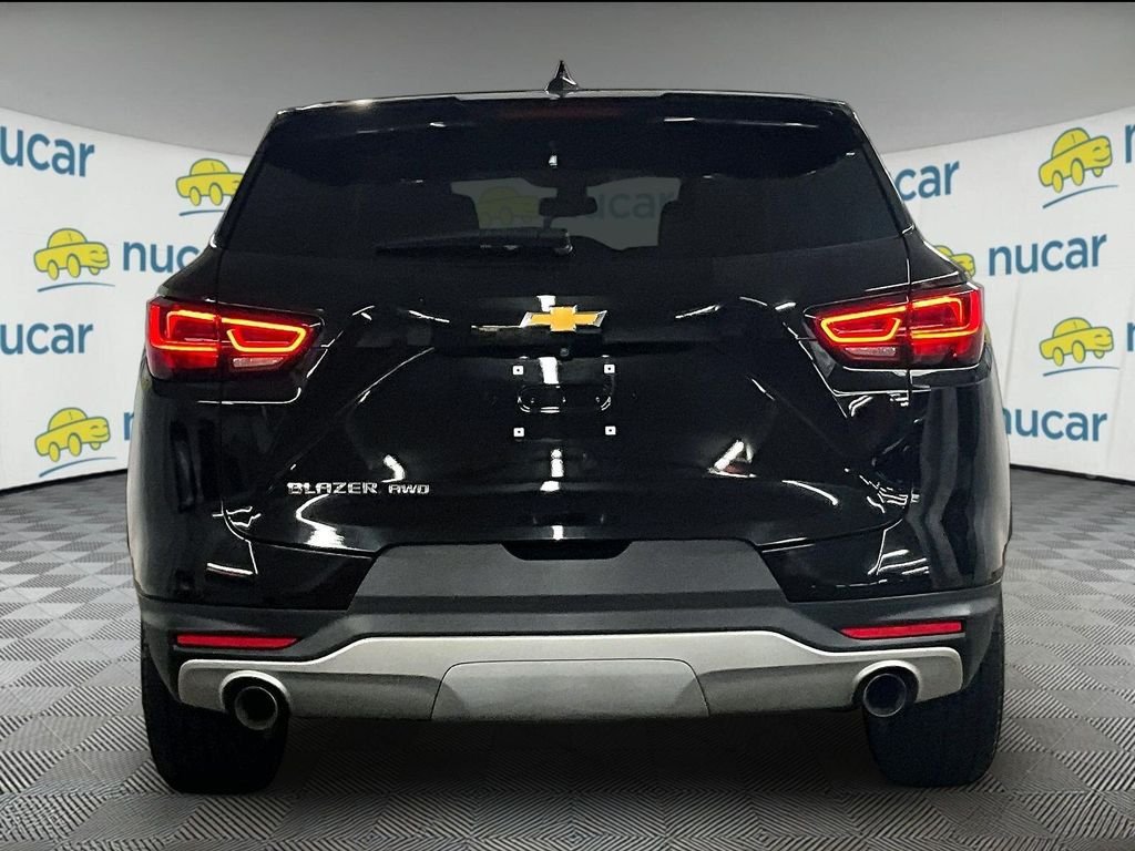 Used 2024 Chevrolet Blazer LT AWD/4WD image 5