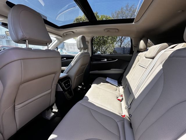 Used 2023 Lincoln Nautilus Reserve w/ Equipment Group 201A image 18