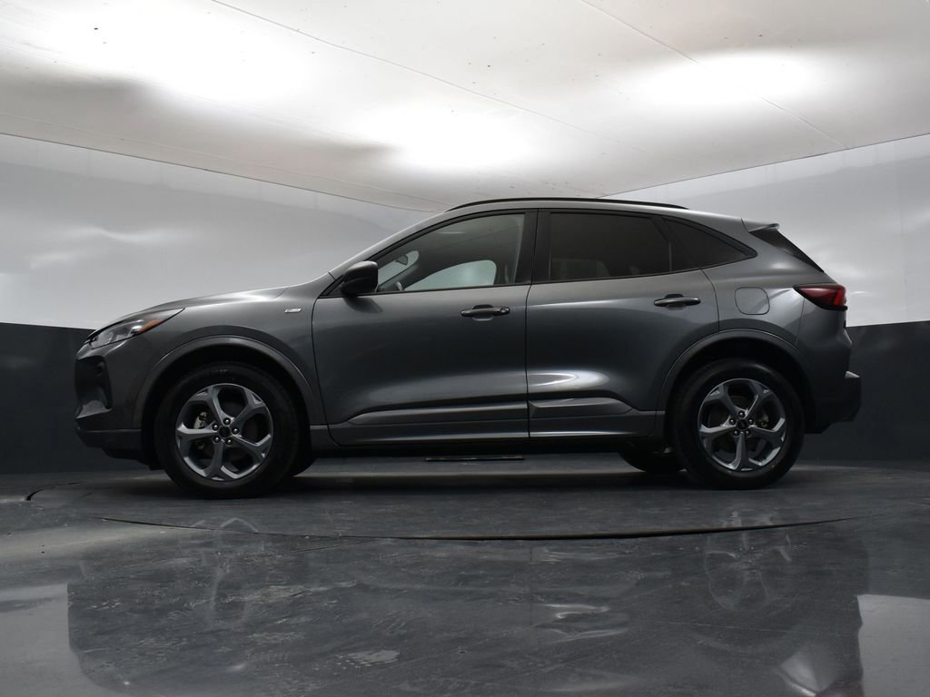Used 2023 Ford Escape ST-Line image 34