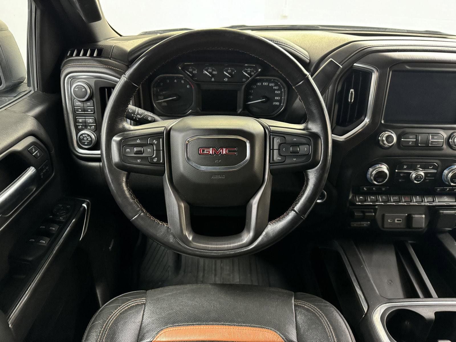 Used 2019 GMC Sierra 1500 AT4 w/ AT4 Premium Package AWD/4WD image 17