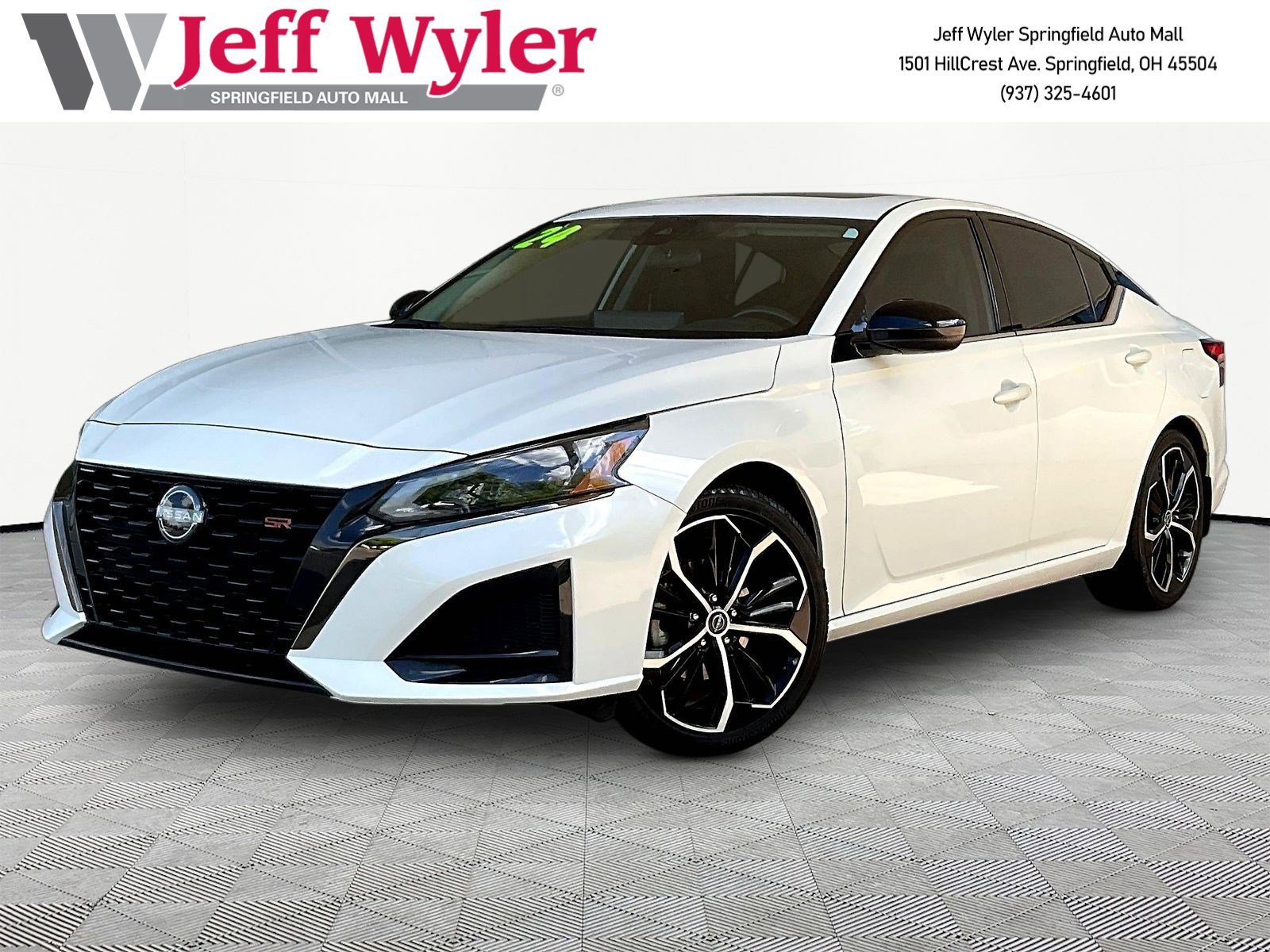 Used 2024 Nissan Altima 2.5 SR w/ SR Premium Package