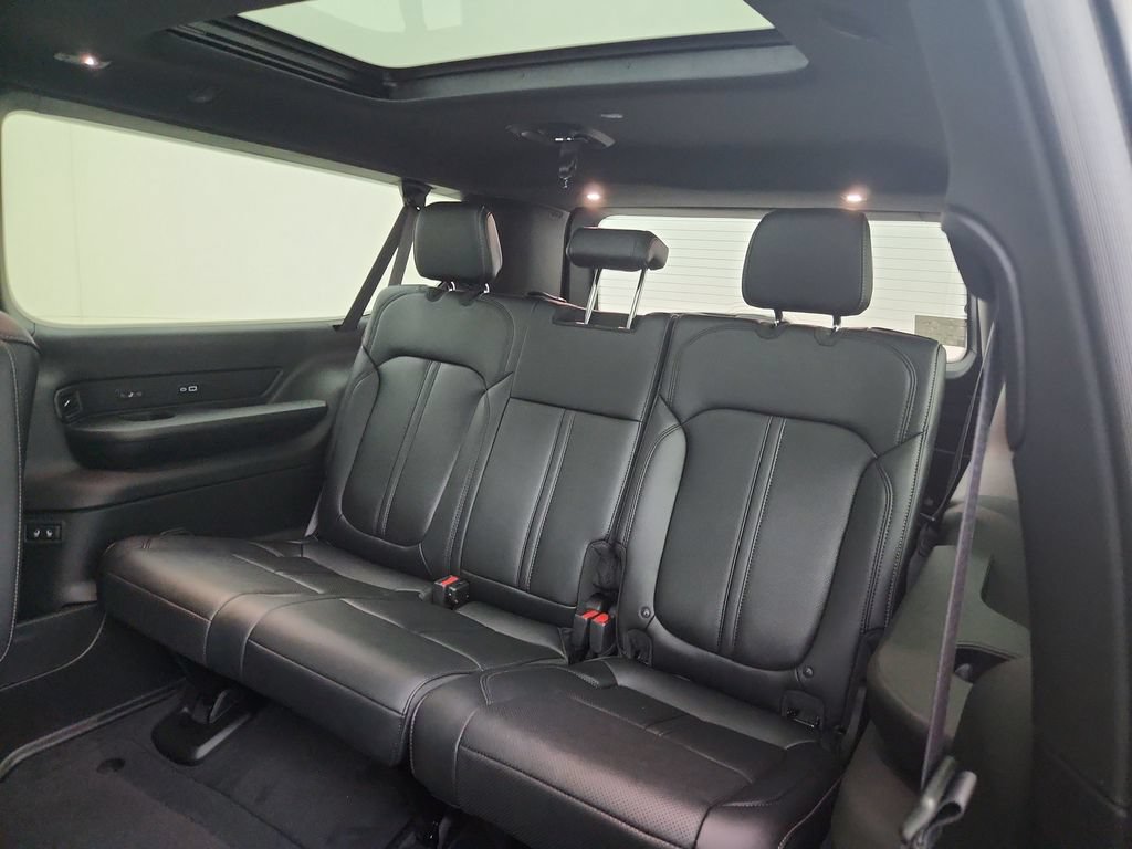 New 2026 Jeep Grand Wagoneer L Limited AWD/4WD image 33