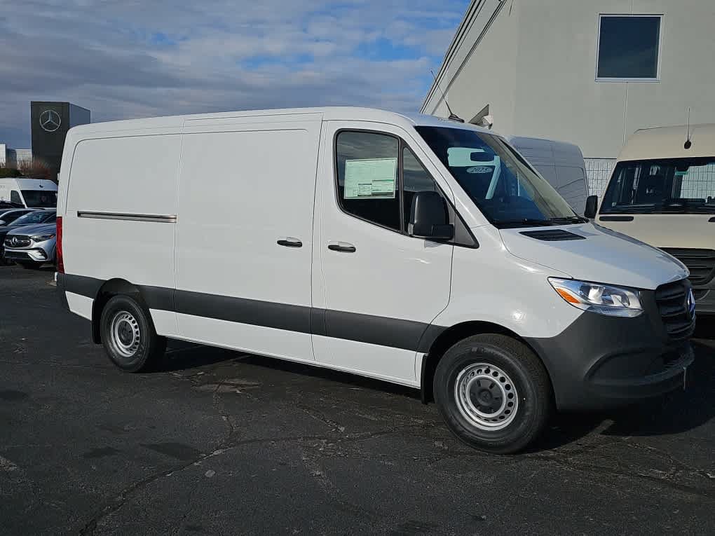 Used 2026 Mercedes-Benz Sprinter 2500 image 2