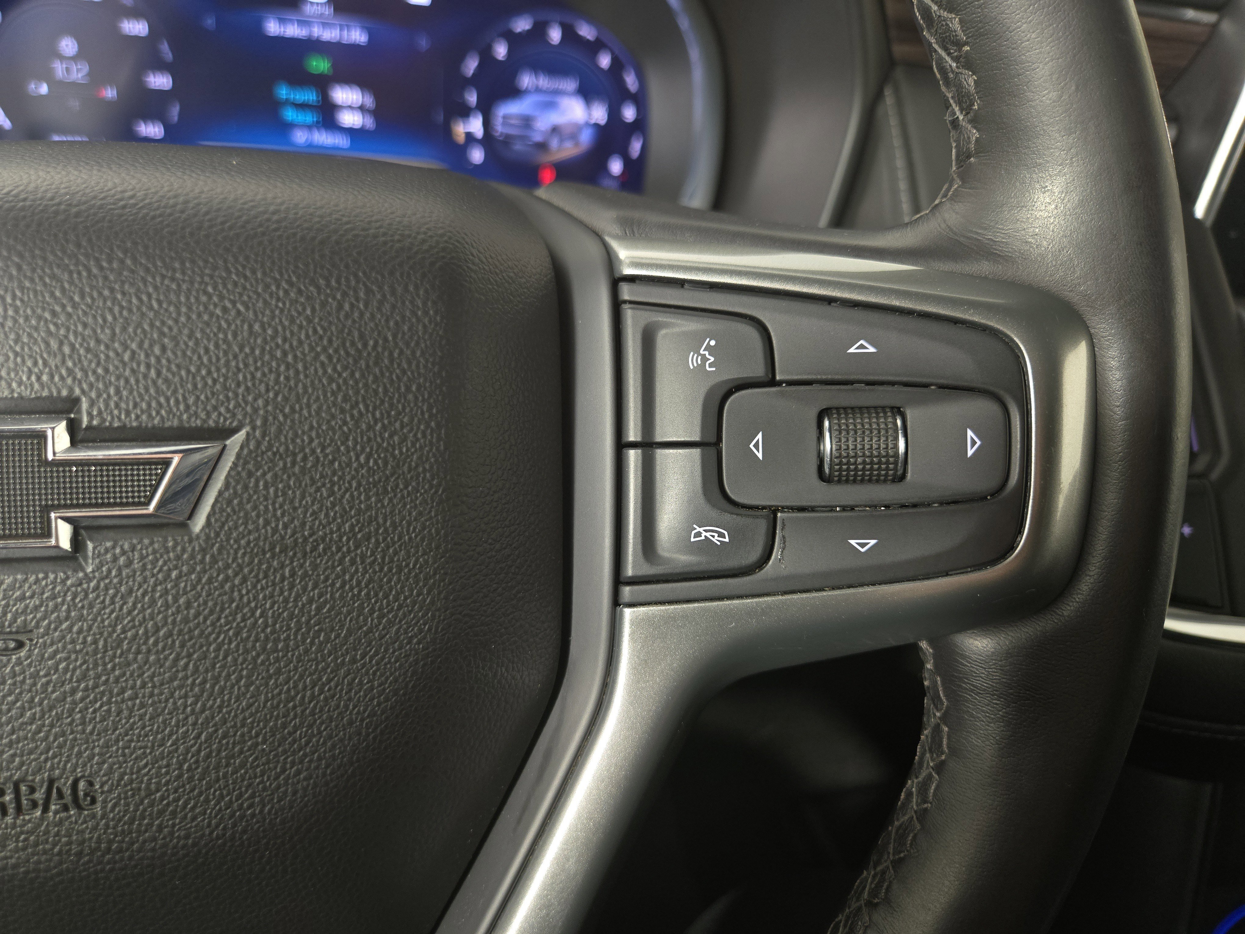 Used 2023 Chevrolet Tahoe Z71 image 17