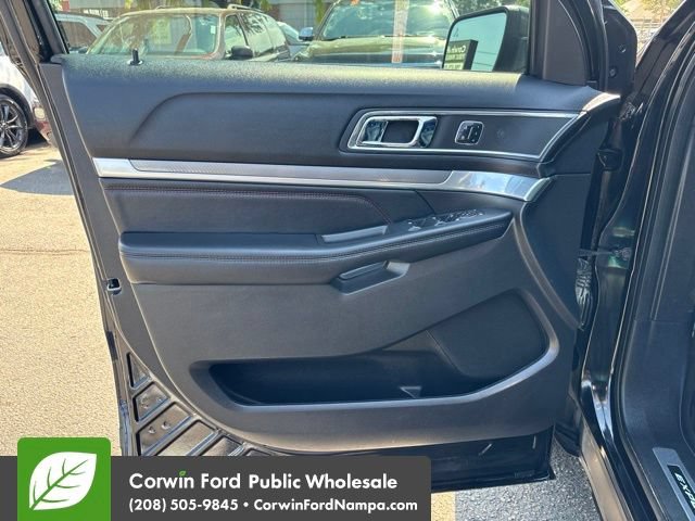 Used 2016 Ford Explorer Sport w/ Equipment Group 401A AWD/4WD image 13