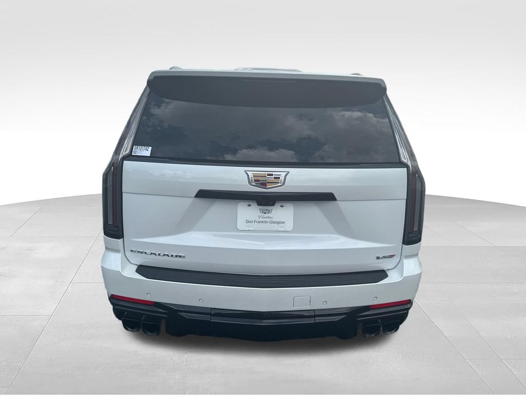 Used 2025 Cadillac Escalade V AWD/4WD image 4
