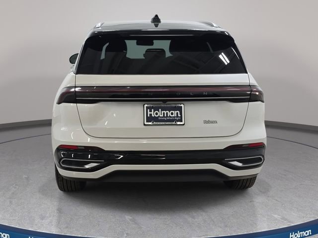 Certified 2024 Lincoln Nautilus Reserve w/ Equipment Group 203A image 6