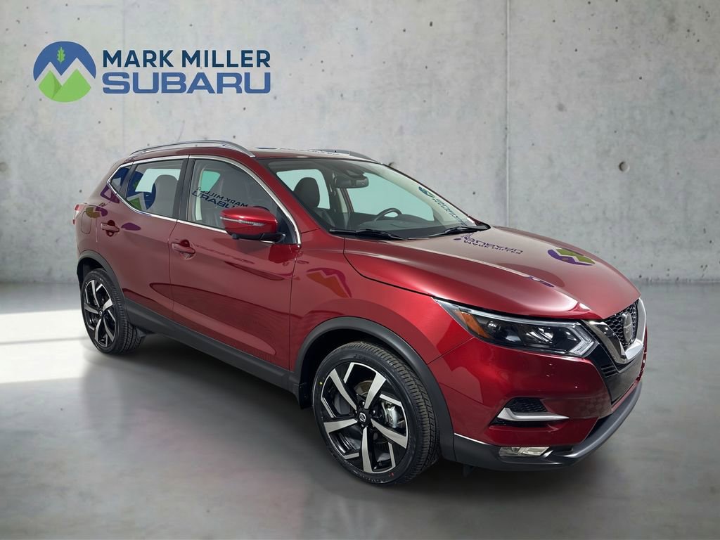 Used 2022 Nissan Rogue Sport SL w/ Premium Package image 1
