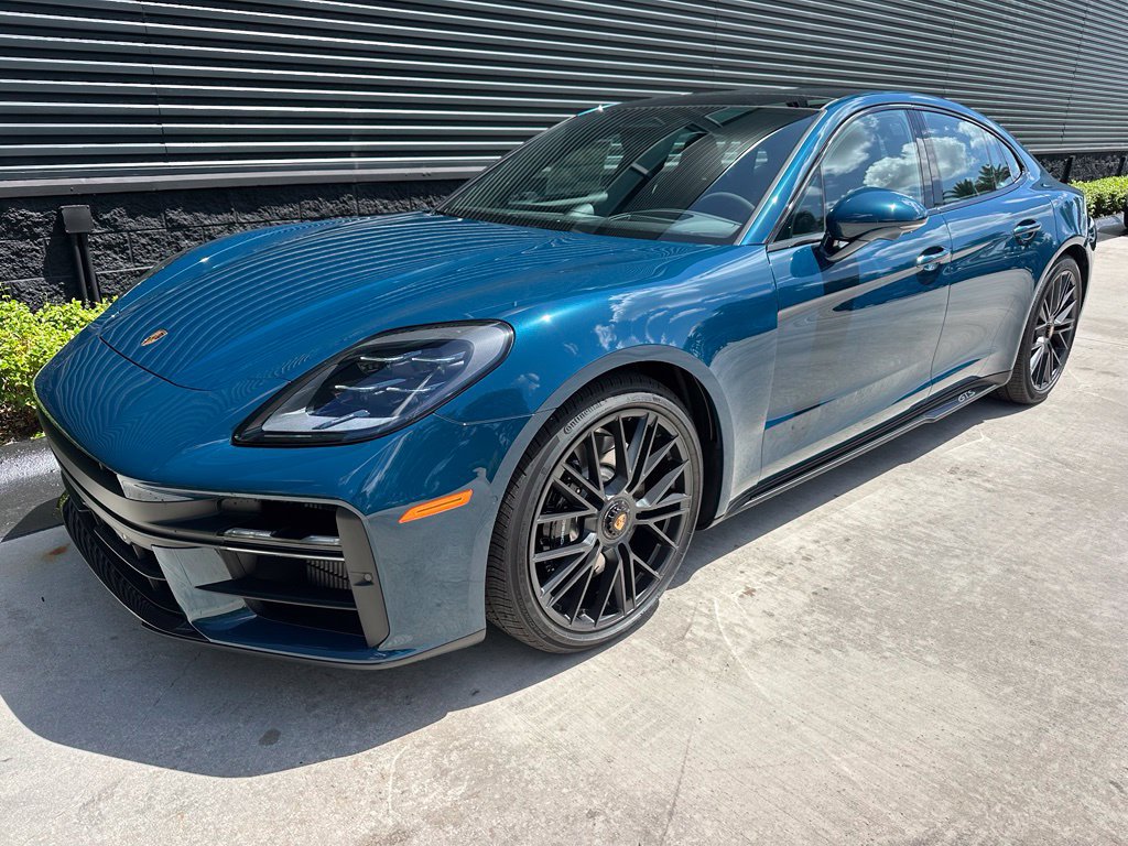 Used 2026 Porsche Panamera GTS AWD/4WD image 7