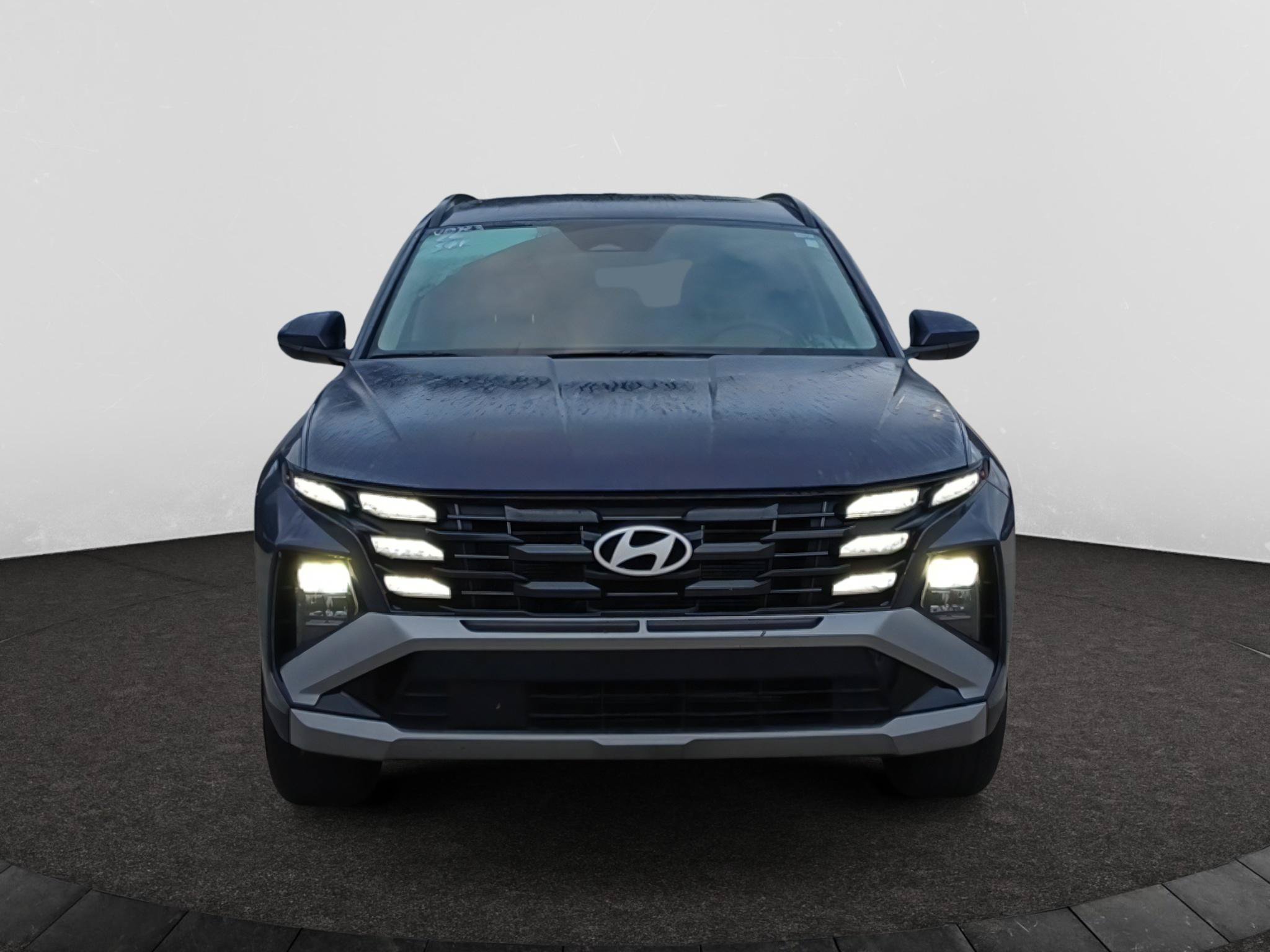 Used 2026 Hyundai Tucson SEL Plus FWD image 2