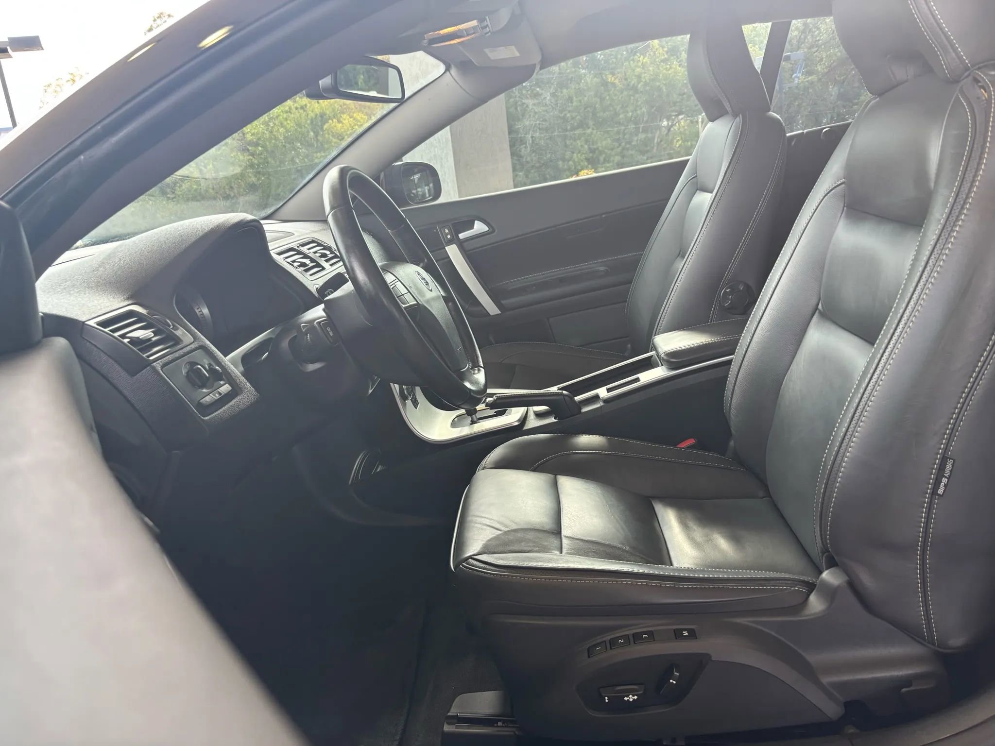 Used 2013 Volvo C70 T5 image 8