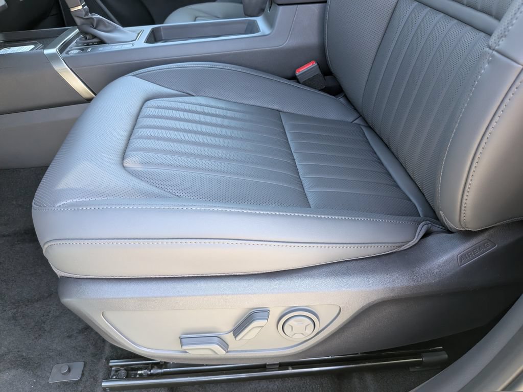 Used 2027 Kia Seltos X-Line S AWD/4WD image 19