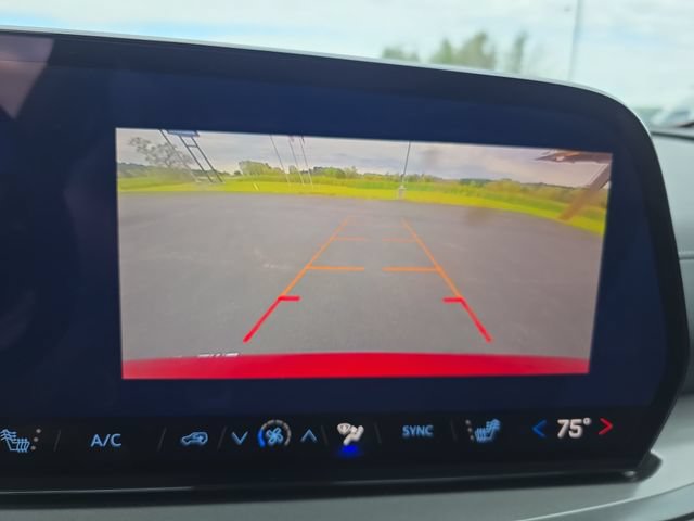 Used 2026 Chevrolet Traverse LT AWD/4WD image 24