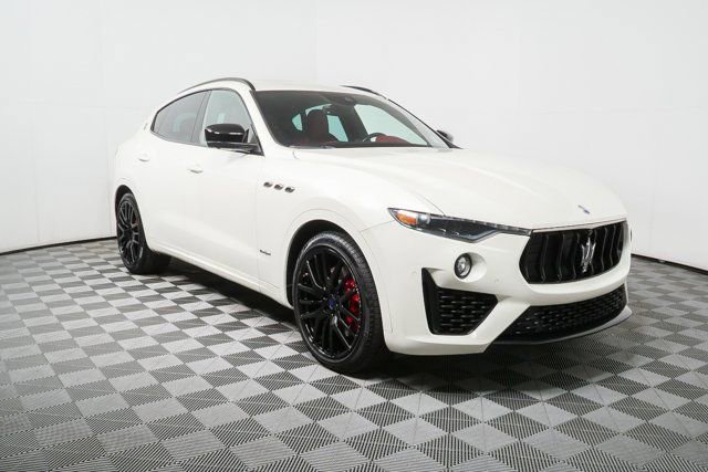 Used 2019 Maserati Levante S GranSport image 27