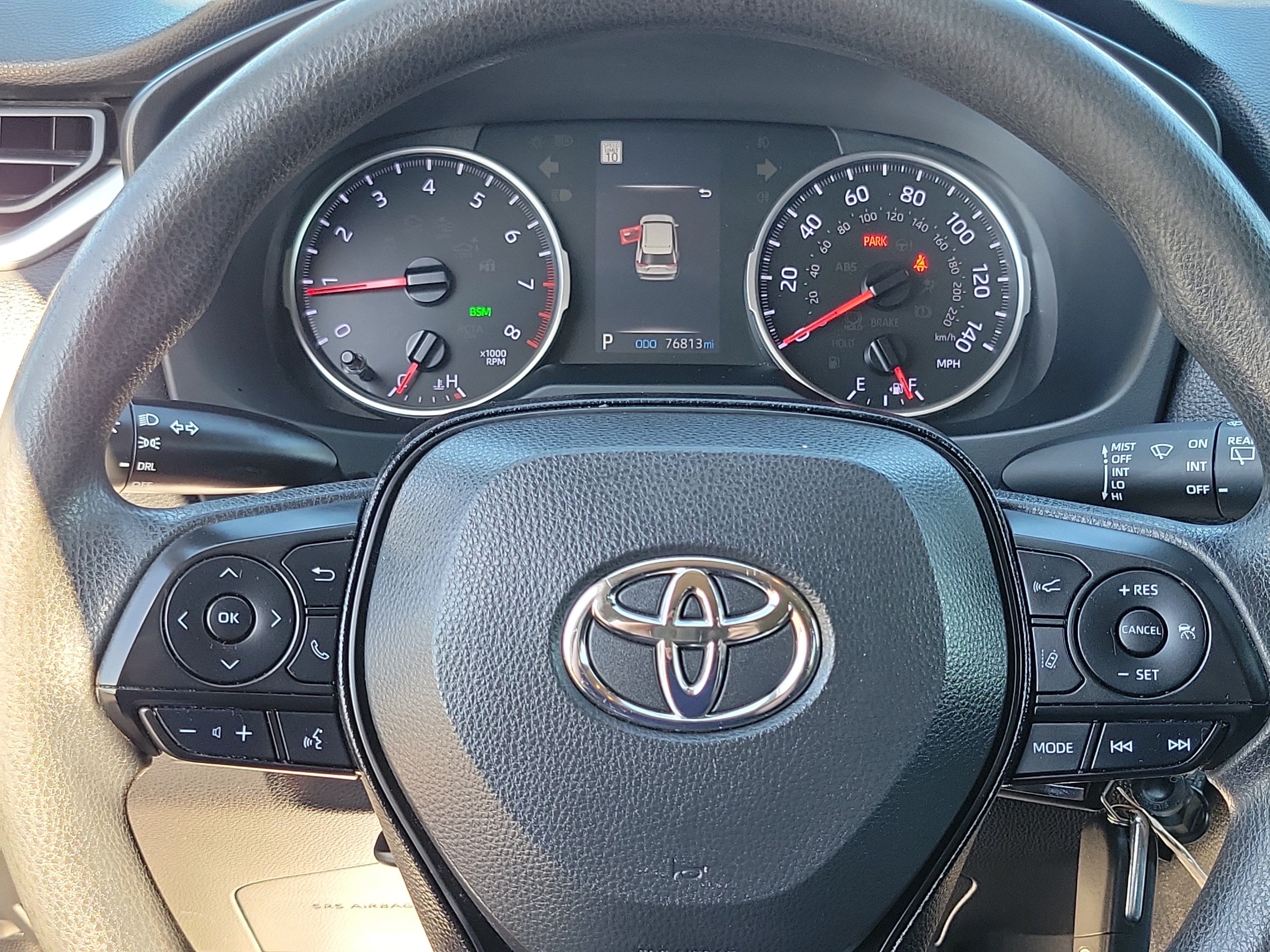 Used 2019 Toyota RAV4 LE w/ Carpet Mat Package FWD image 10