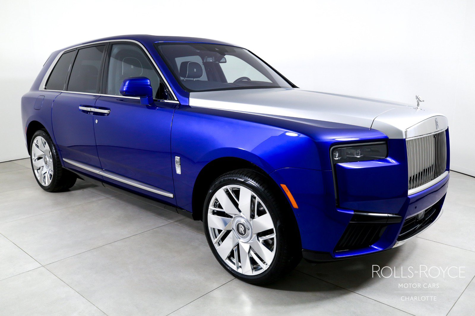New 2026 Rolls-Royce Cullinan w/ Cullinan Package AWD/4WD image 6