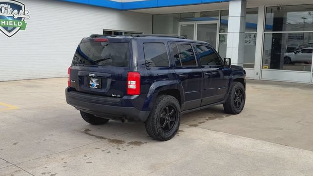 Used 2016 Jeep Patriot Sport w/ Power Value Group AWD/4WD image 9