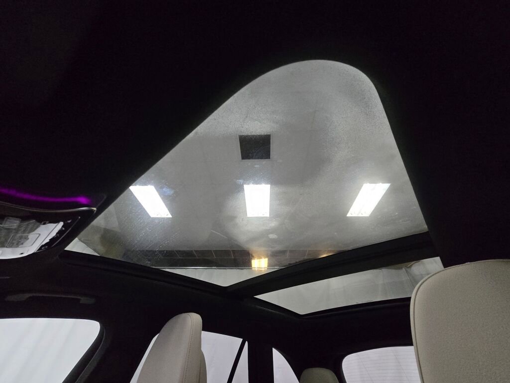 Certified 2025 Mercedes-Benz GLC 300 4MATIC image 38