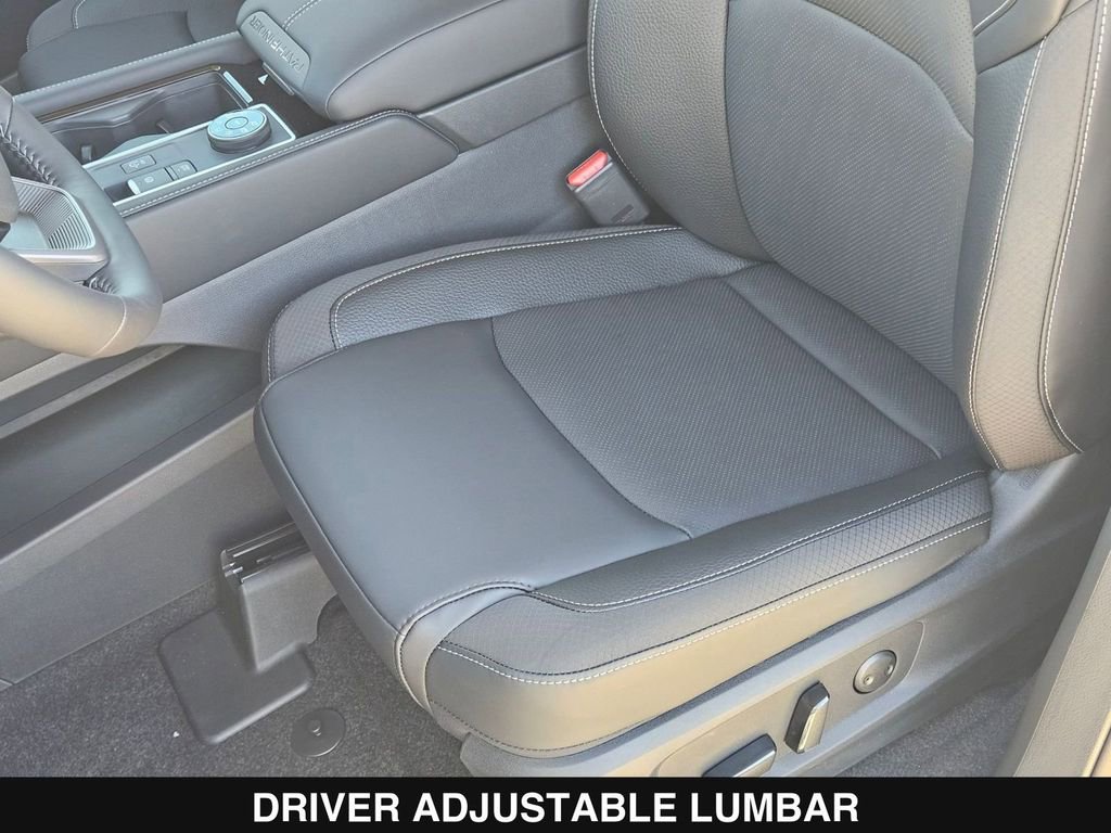 New 2026 Nissan Pathfinder SL image 16