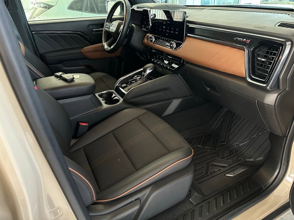 Certified 2024 GMC Canyon AT4 w/ Technology Package image 12