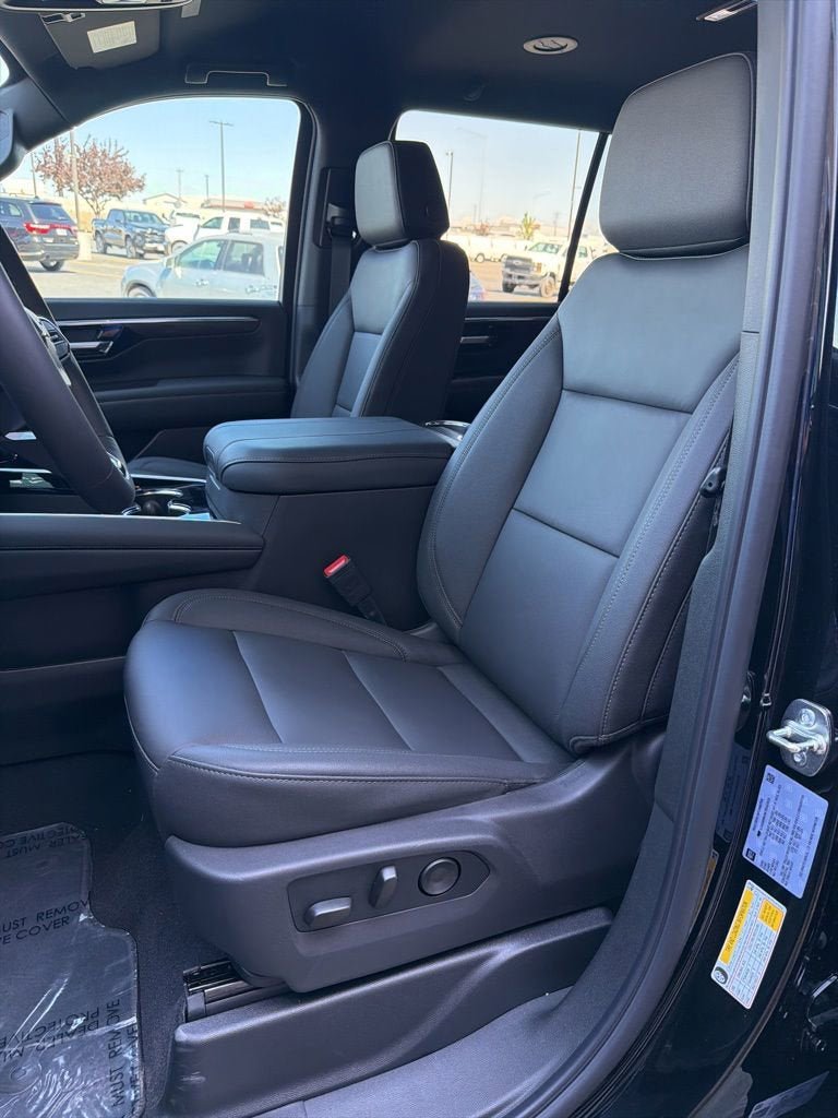 New 2026 Chevrolet Tahoe LT w/ Comfort Package AWD/4WD image 33