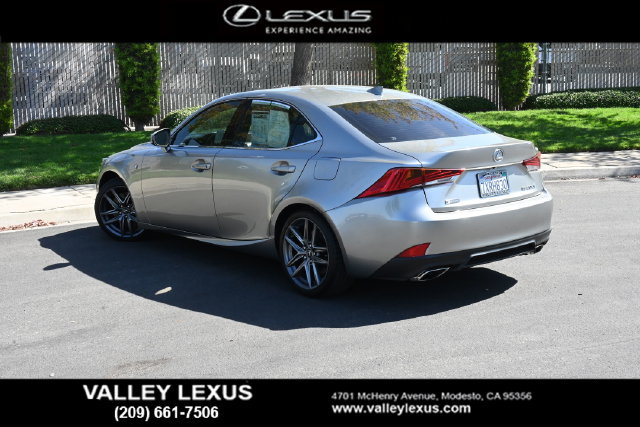 Used 2017 Lexus IS 200t F Sport w/ F Sport Package RWD image 4