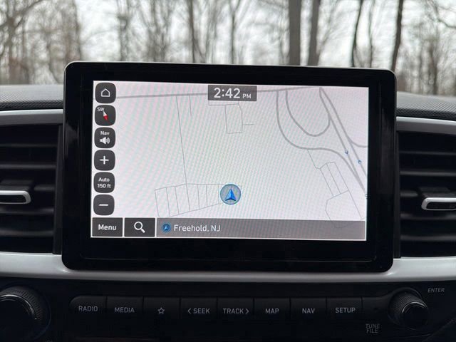 Certified 2023 Hyundai Venue Limited image 24