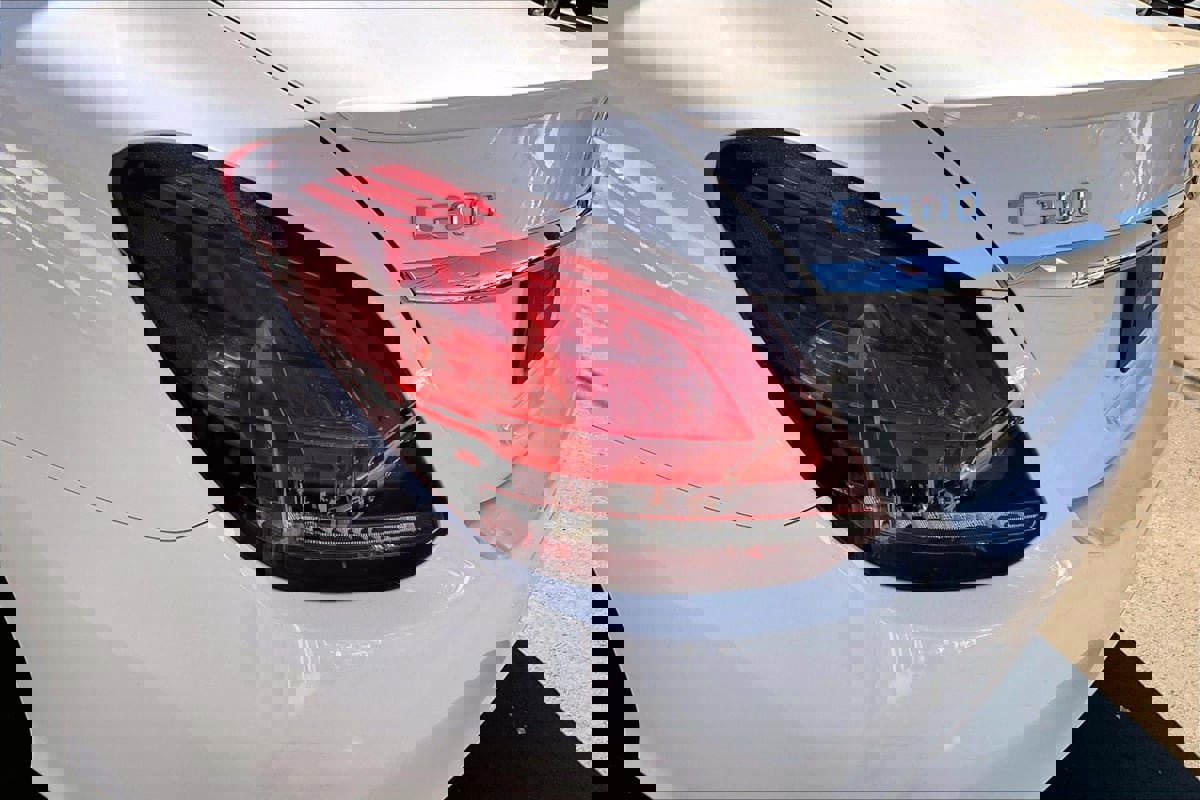 Used 2020 Mercedes-Benz C 300 Sedan image 30