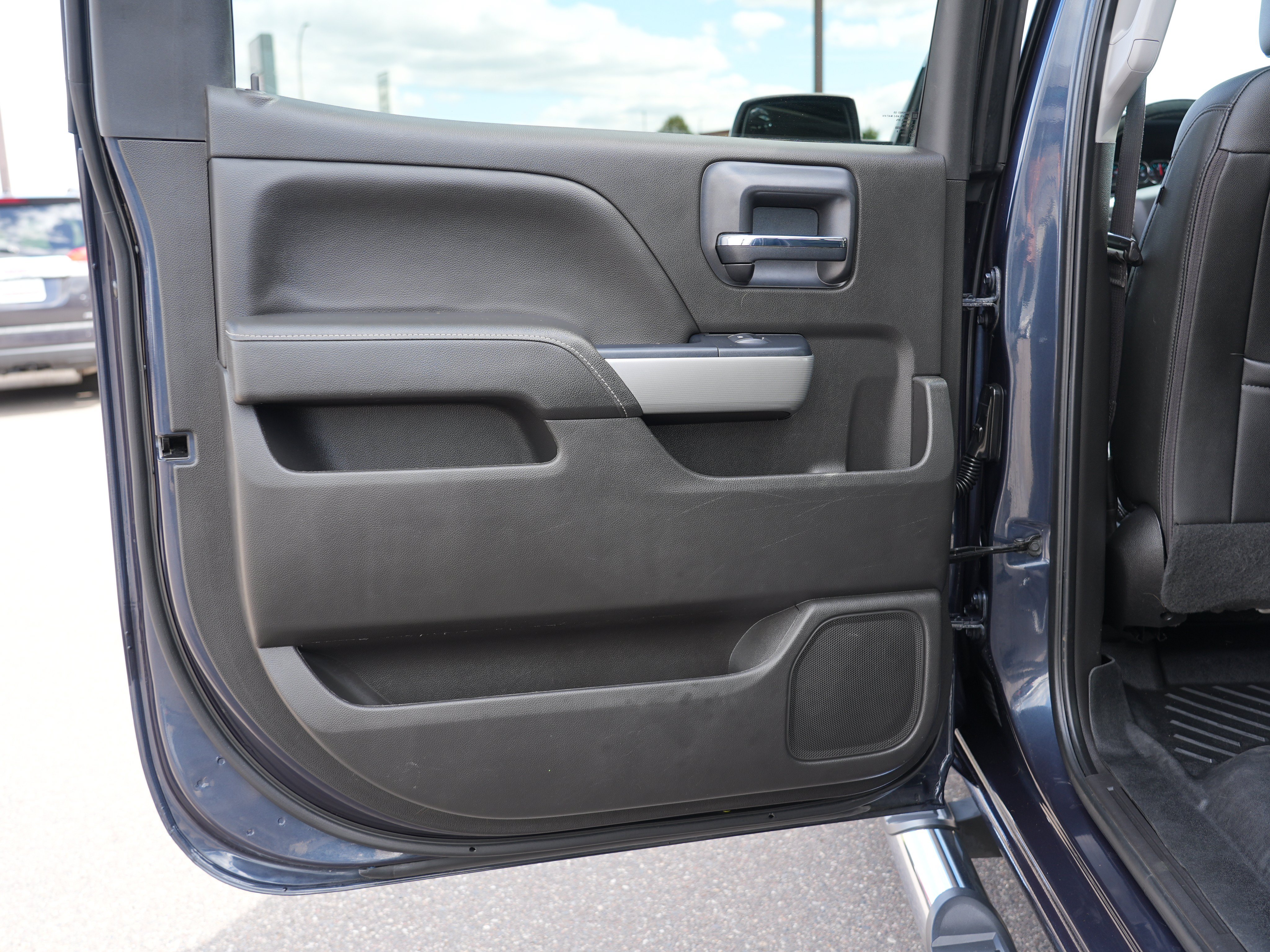 Used 2018 Chevrolet Silverado 1500 LTZ Z71 w/ Centennial Edition AWD/4WD image 18