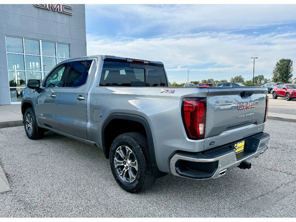 New 2026 GMC Sierra 1500 SLE w/ X31 Off-Road Package image 2