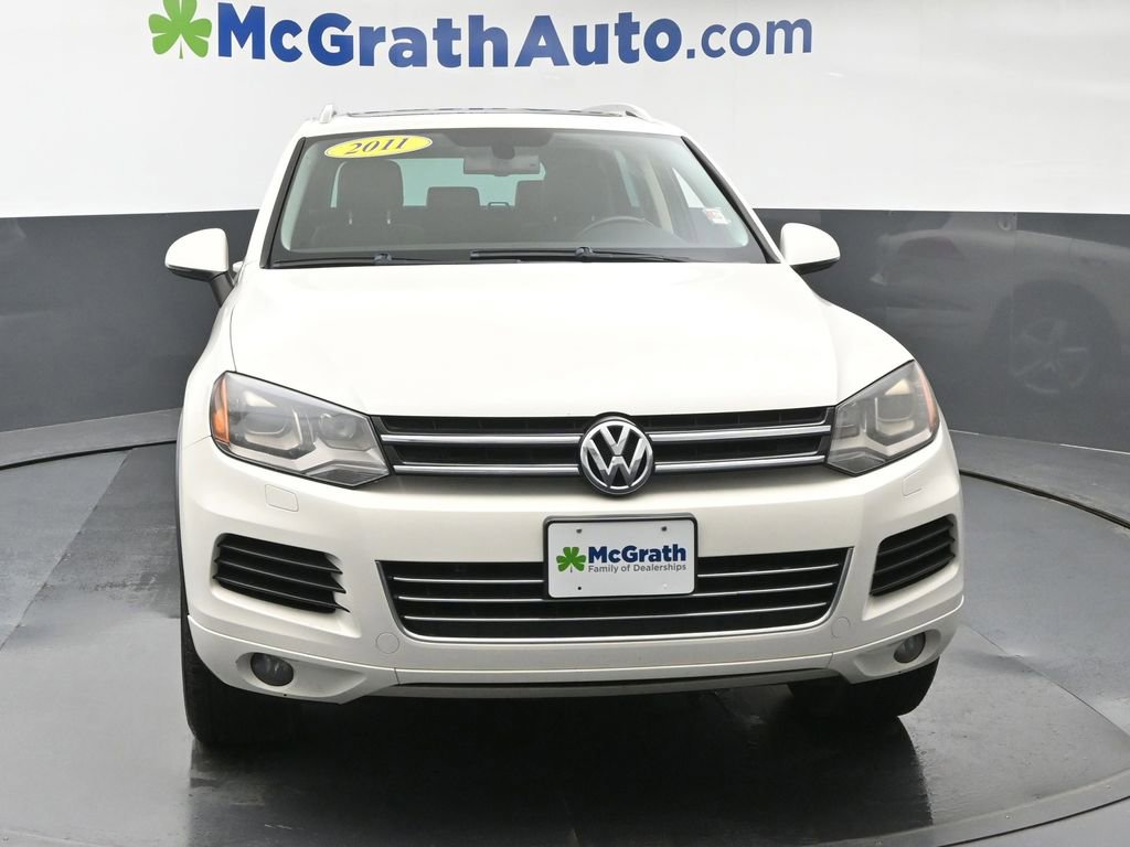 Used 2011 Volkswagen Touareg VR6 AWD/4WD image 4