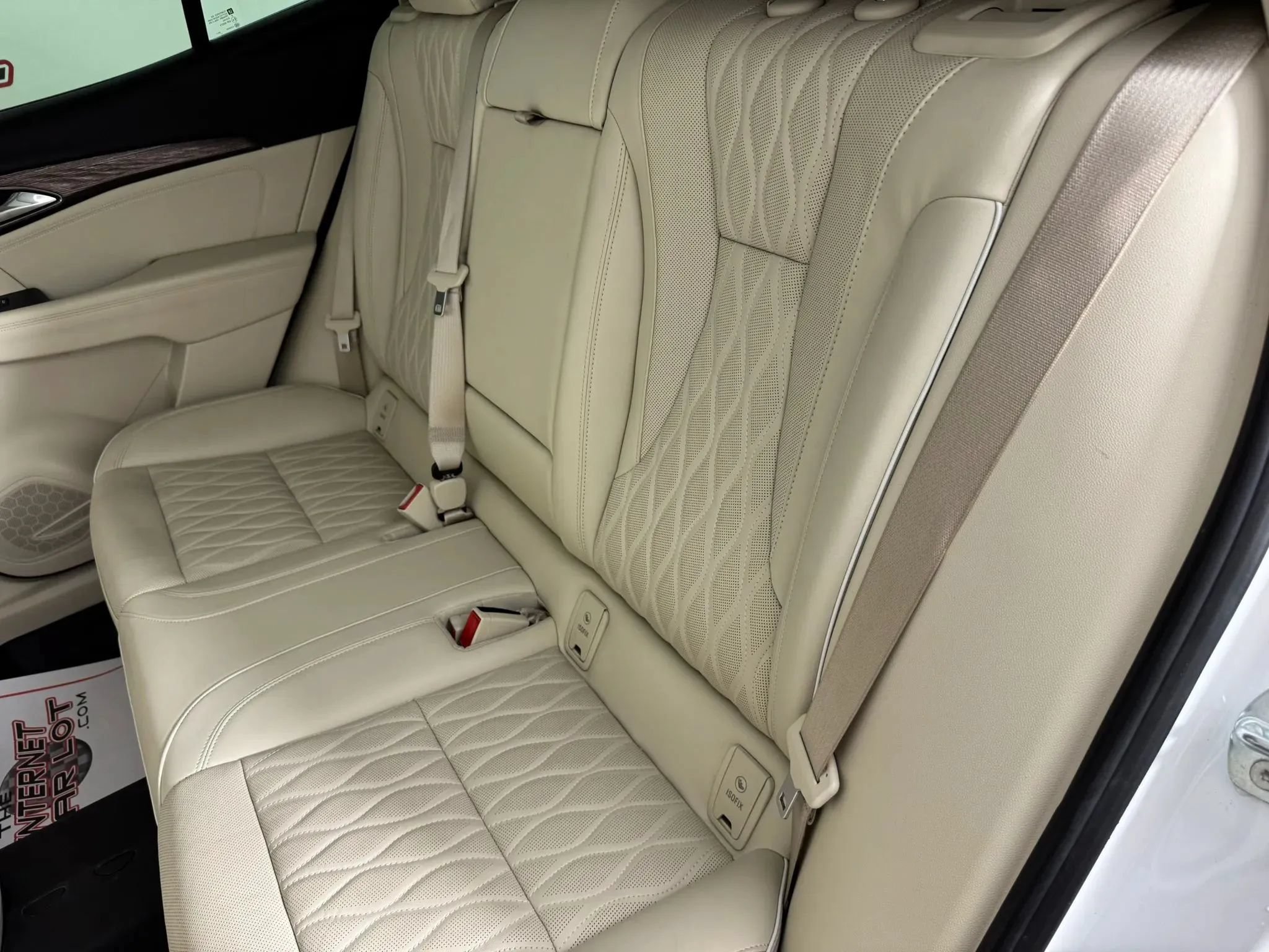Used 2023 Buick Envision Avenir AWD/4WD image 40