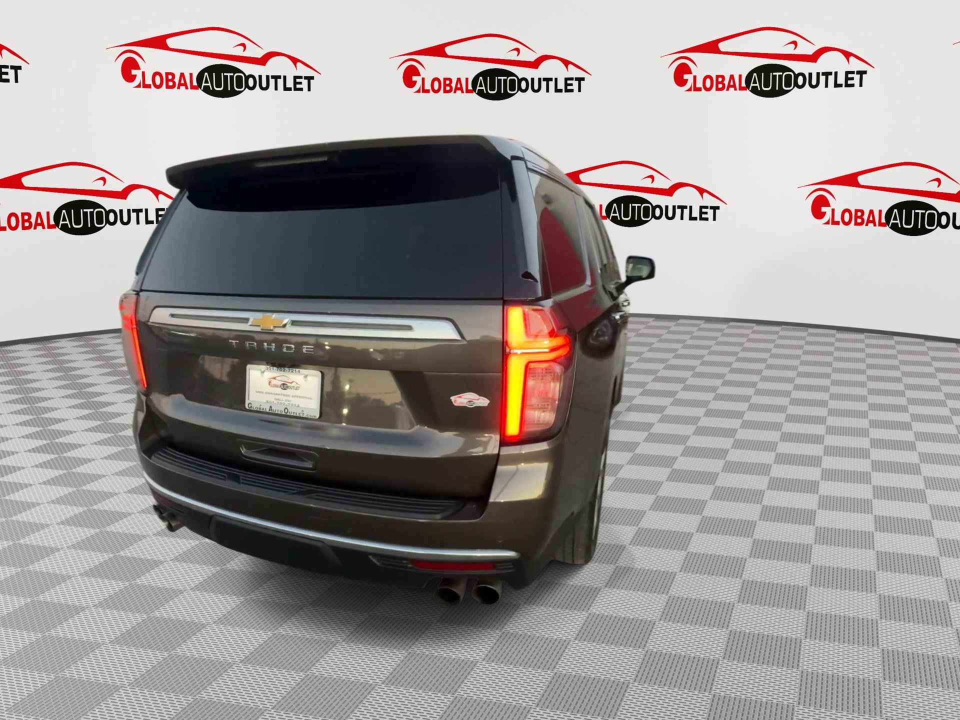 Used 2021 Chevrolet Tahoe High Country w/ Premium Package AWD/4WD image 7