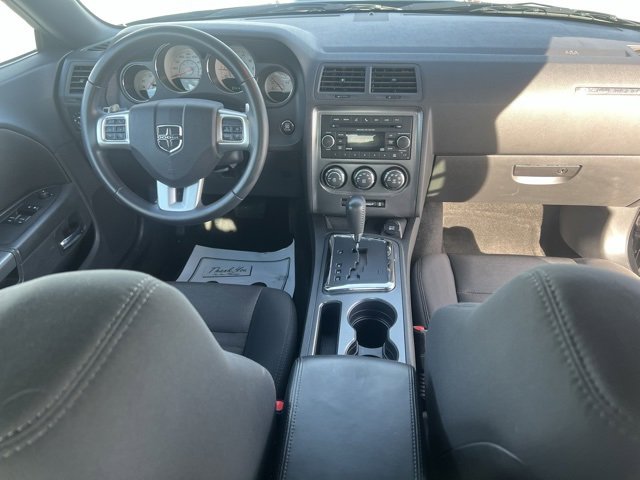 Used 2014 Dodge Challenger R/T image 30