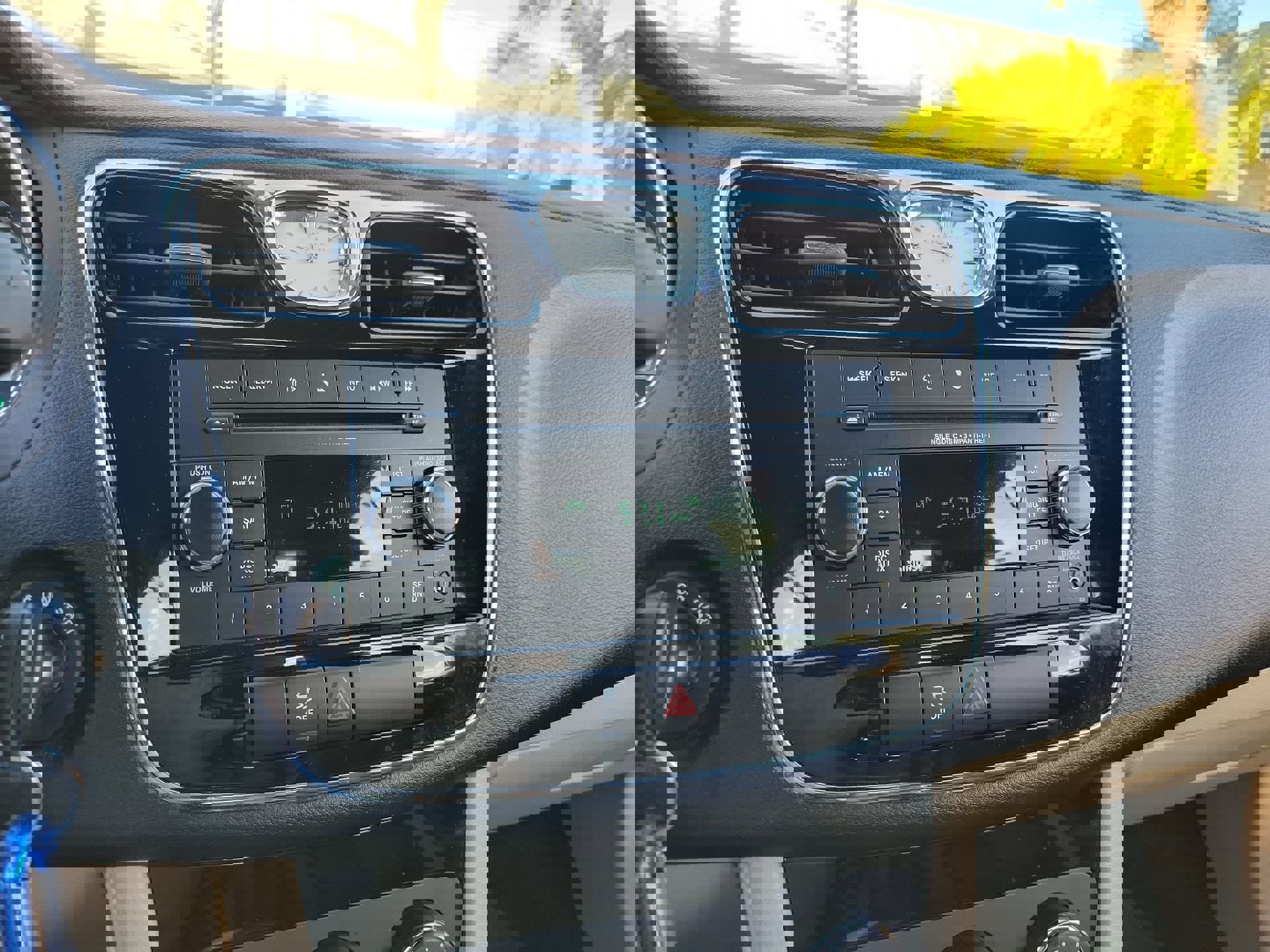 Used 2014 Chrysler 200 Touring image 20