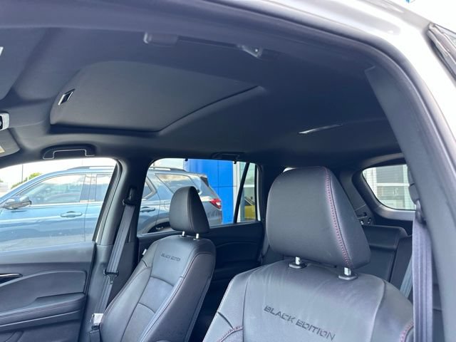 Used 2025 Honda Passport Black Edition image 7