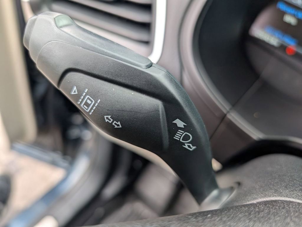 Used 2023 Ford Edge Titanium image 26