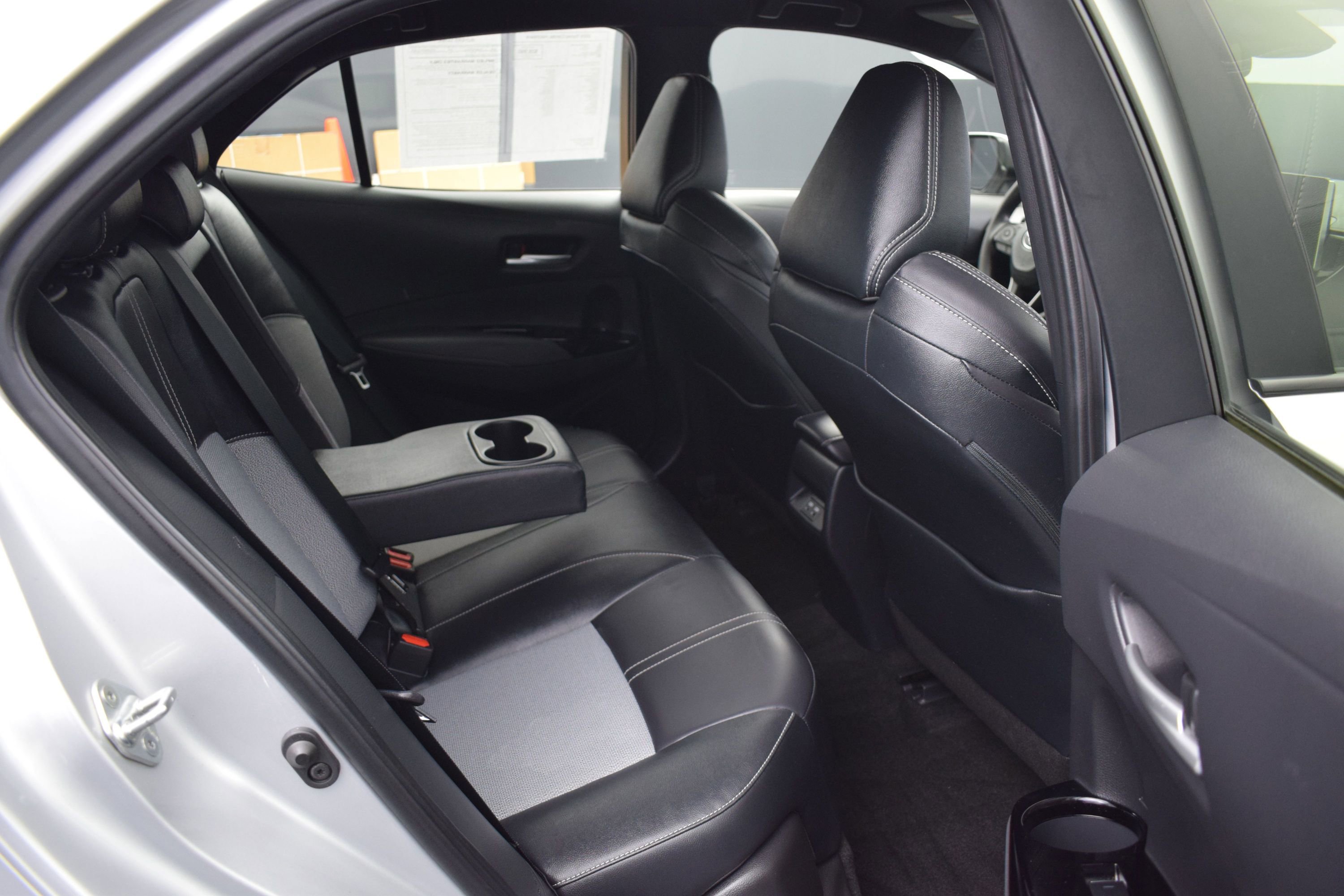 Used 2024 Toyota Corolla XSE FWD image 11