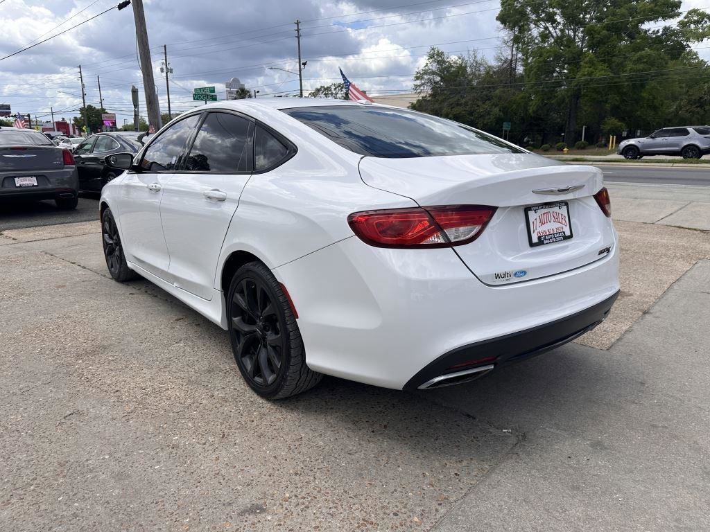 Used 2015 Chrysler 200 S image 7