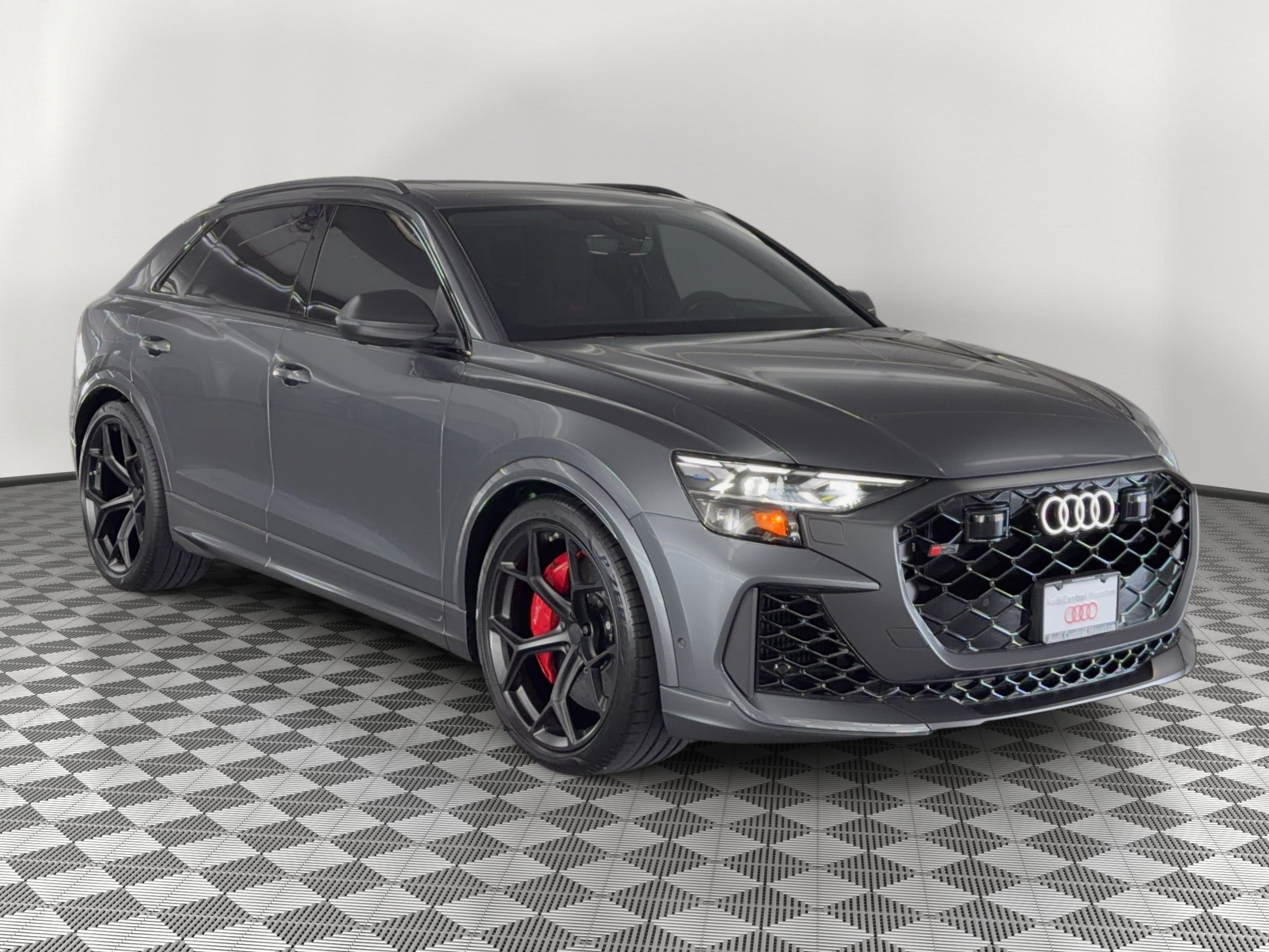 New 2026 Audi RS Q8 performance AWD/4WD image 7